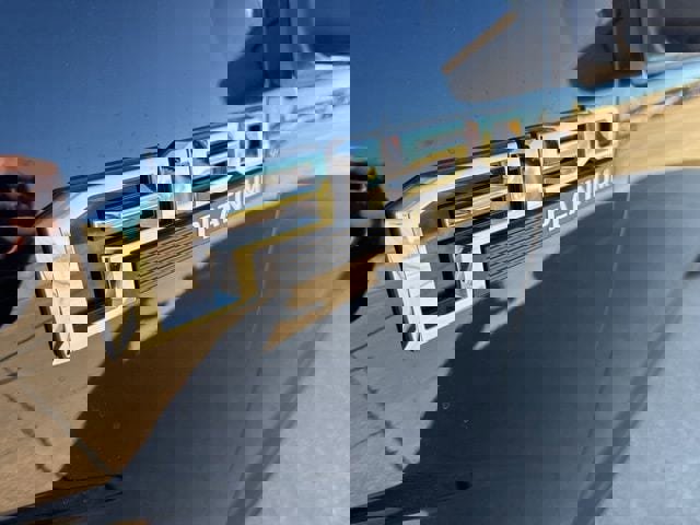 Used 2018 Ford F150 Platinum w/ Equipment Group 701A Luxury image 9