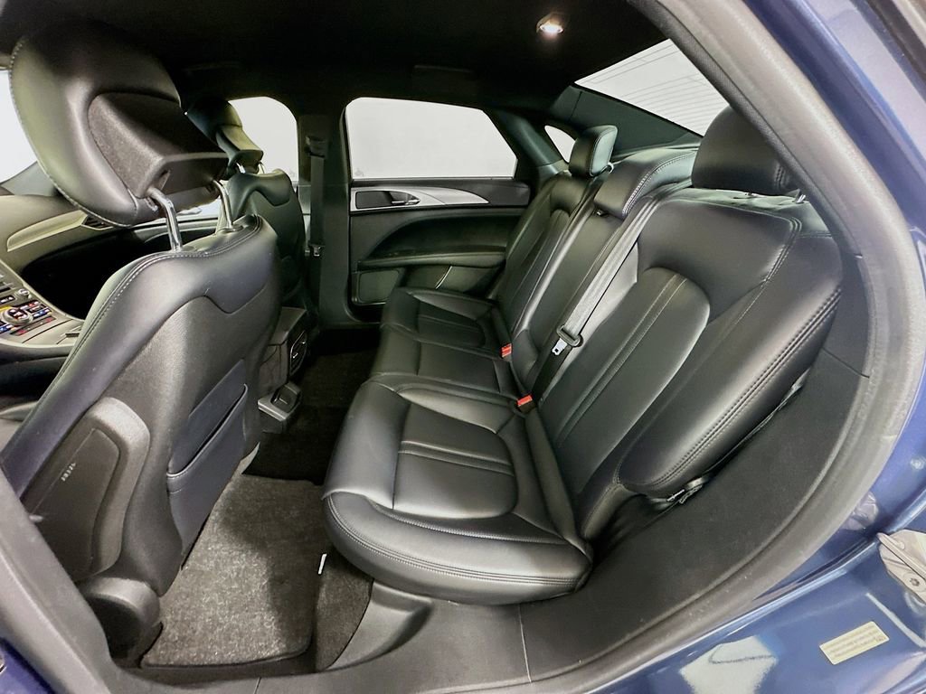 Used 2018 Lincoln MKZ Premiere FWD image 23