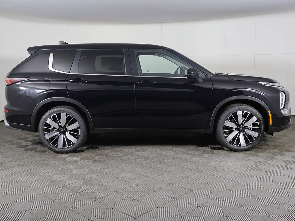 New 2026 Mitsubishi Outlander SE FWD image 20