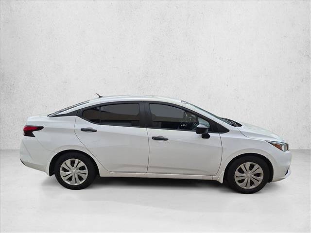 Used 2020 Nissan Versa S FWD image 4