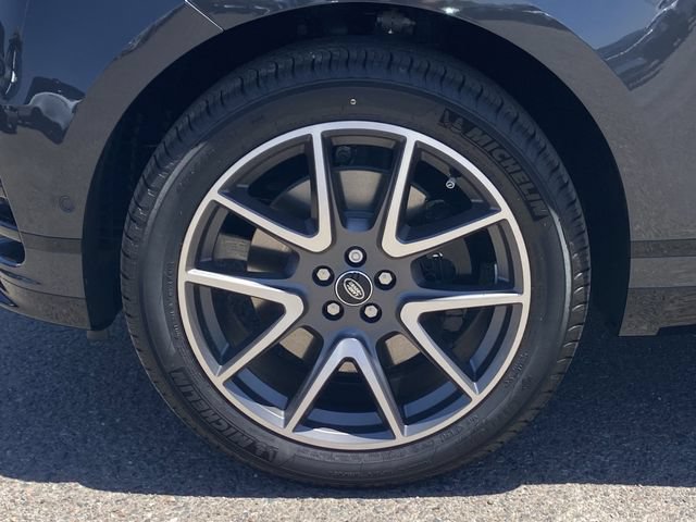 New 2026 Land Rover Range Rover Velar Dynamic SE AWD/4WD image 22