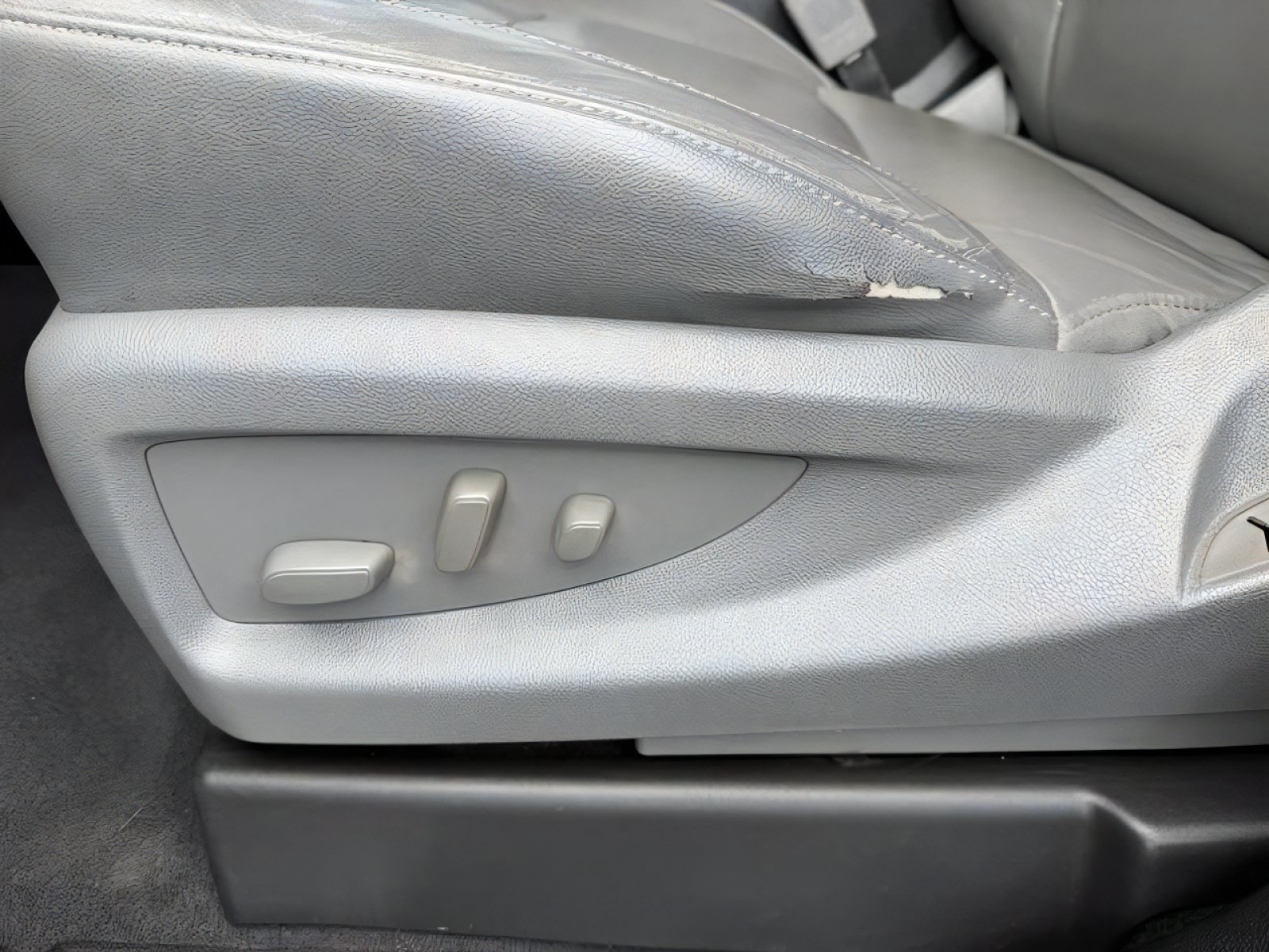 Used 2019 Chevrolet Tahoe LT AWD/4WD image 23