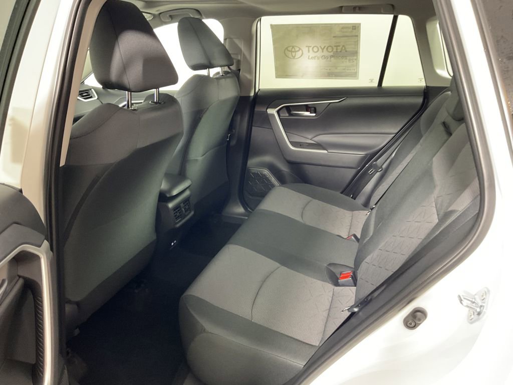 New 2025 Toyota RAV4 XLE image 18