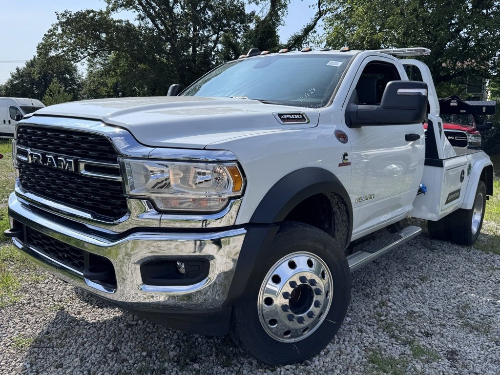 New 2024 RAM 4500 SLT w/ Quick Order Package 2YG SLT image 4