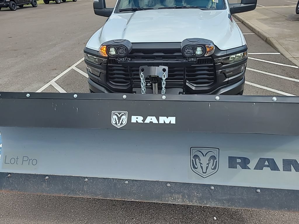 New 2026 RAM 2500 Tradesman AWD/4WD image 4
