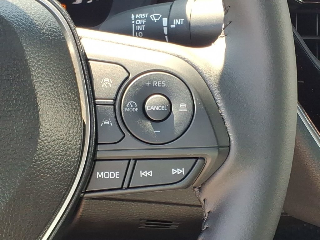 Certified 2026 Toyota Corolla SE FWD image 20