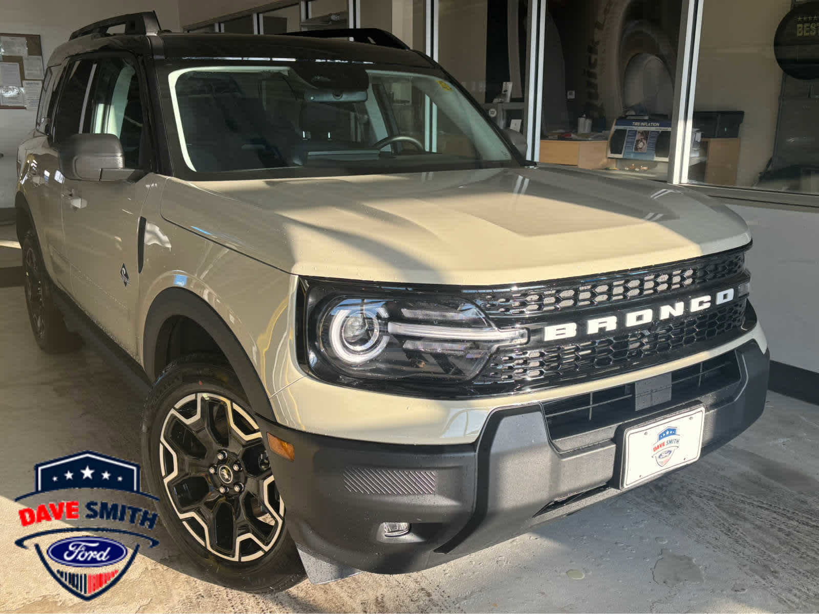 New 2025 Ford Bronco Sport Outer Banks image 1