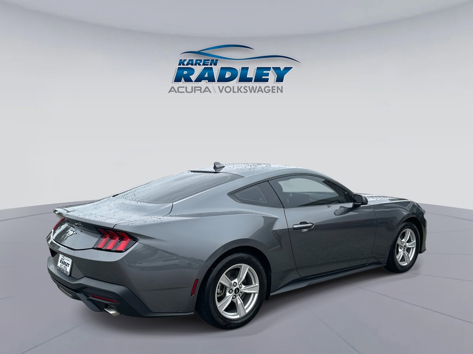 Used 2024 Ford Mustang Coupe image 18