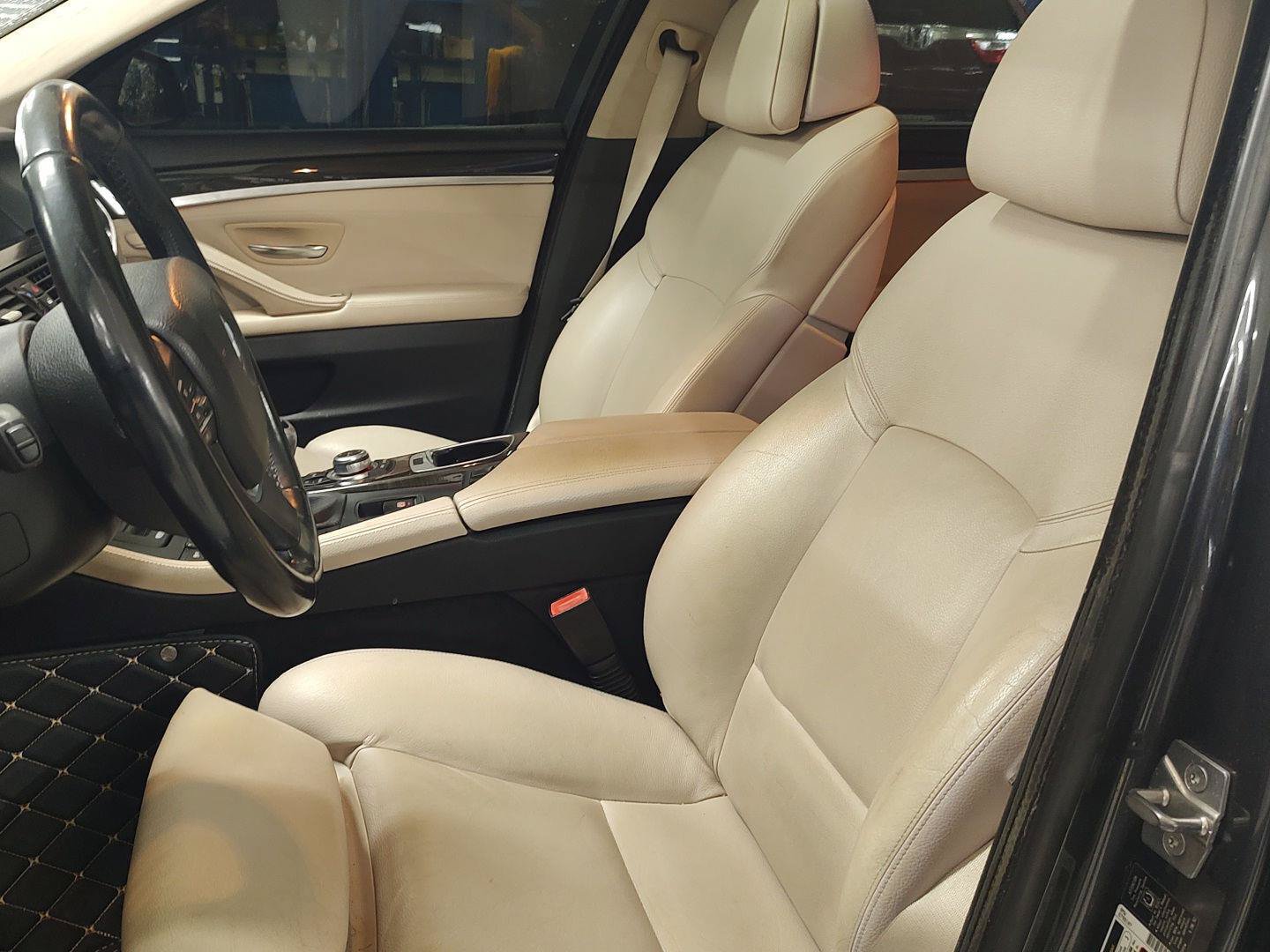 Used 2011 BMW 535i Sedan RWD image 2