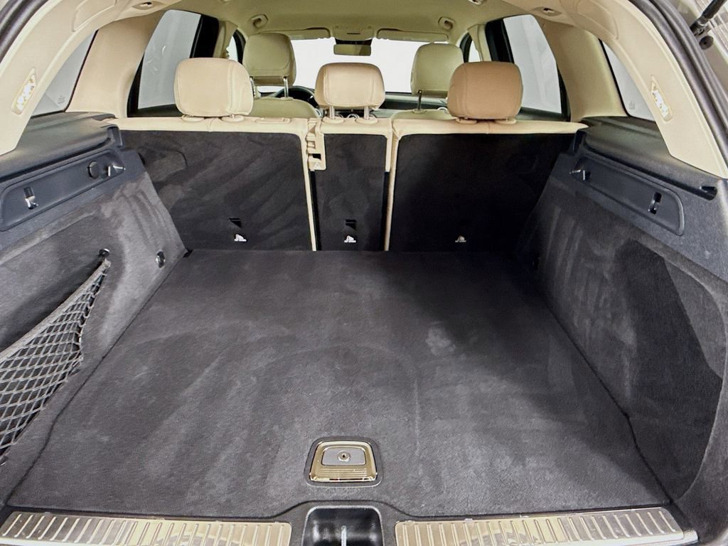 Used 2021 Mercedes-Benz GLC 300 4MATIC image 25