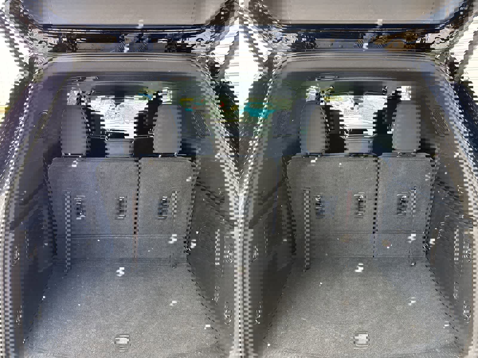 Used 2024 Chevrolet Traverse LT image 10