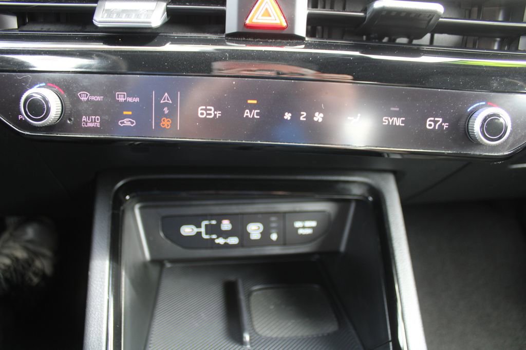 Certified 2025 Kia K5 GT-Line w/ GT-Line Premium Package FWD image 40