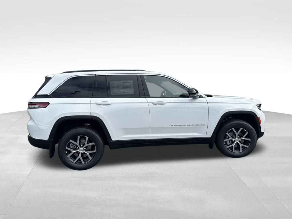 New 2025 Jeep Grand Cherokee Limited w/ MOPAR Finishing Package image 9