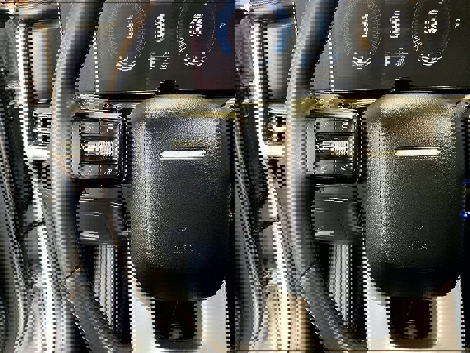 Used 2024 Hyundai Santa Fe SEL image 24