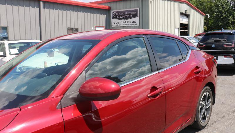 Used 2025 Nissan Sentra SV w/ All-Weather Package FWD image 4