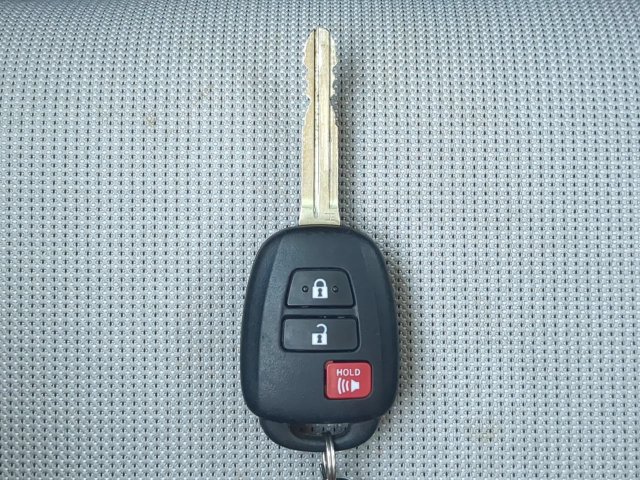 Certified 2025 Toyota Corolla Cross L FWD image 31