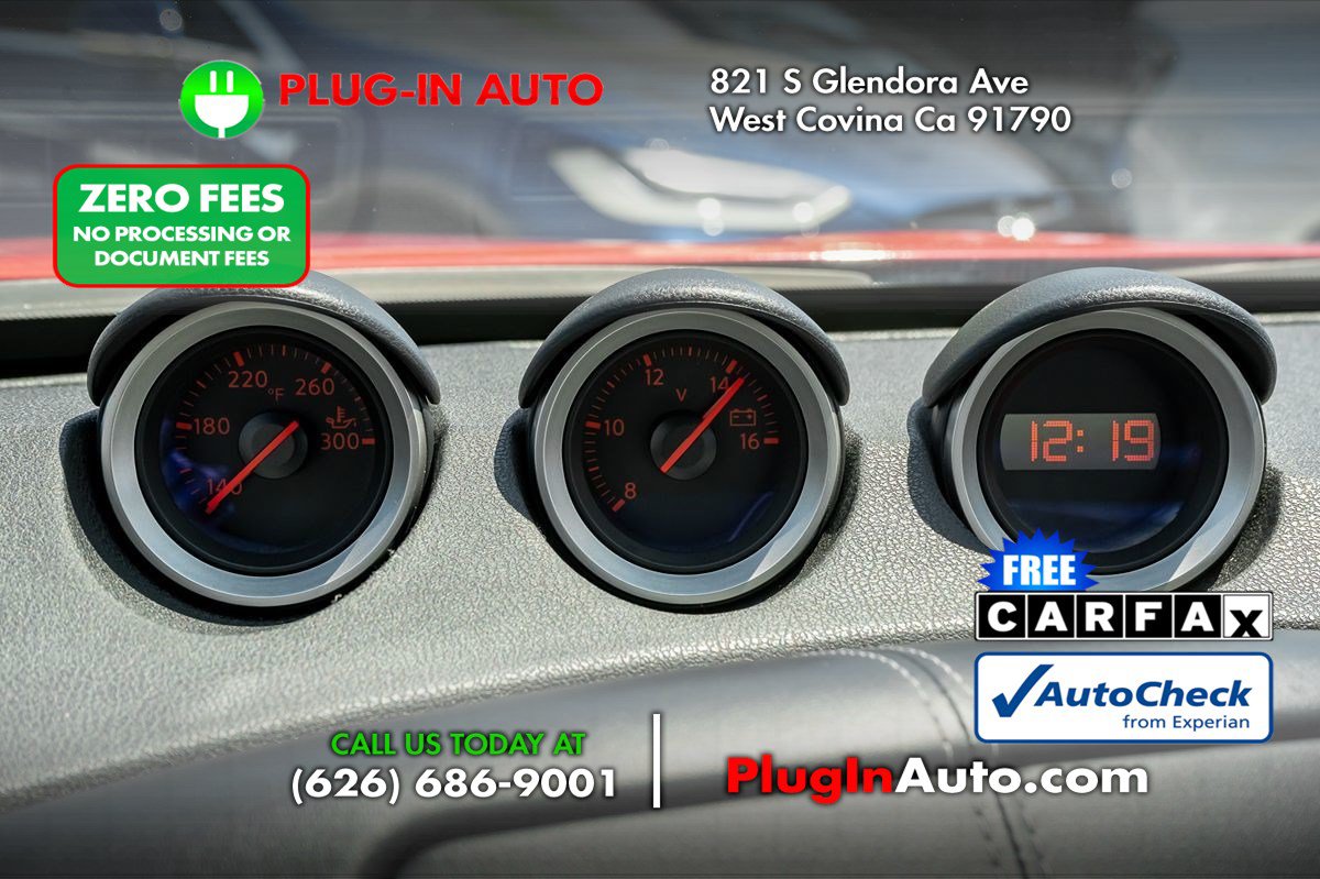 Used 2009 Nissan 370Z Touring RWD image 23