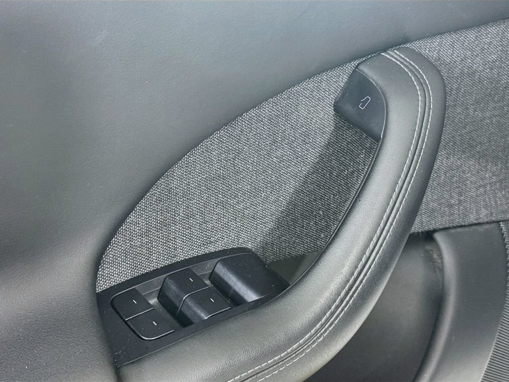 Used 2021 Tesla Model S Plaid AWD/4WD image 18