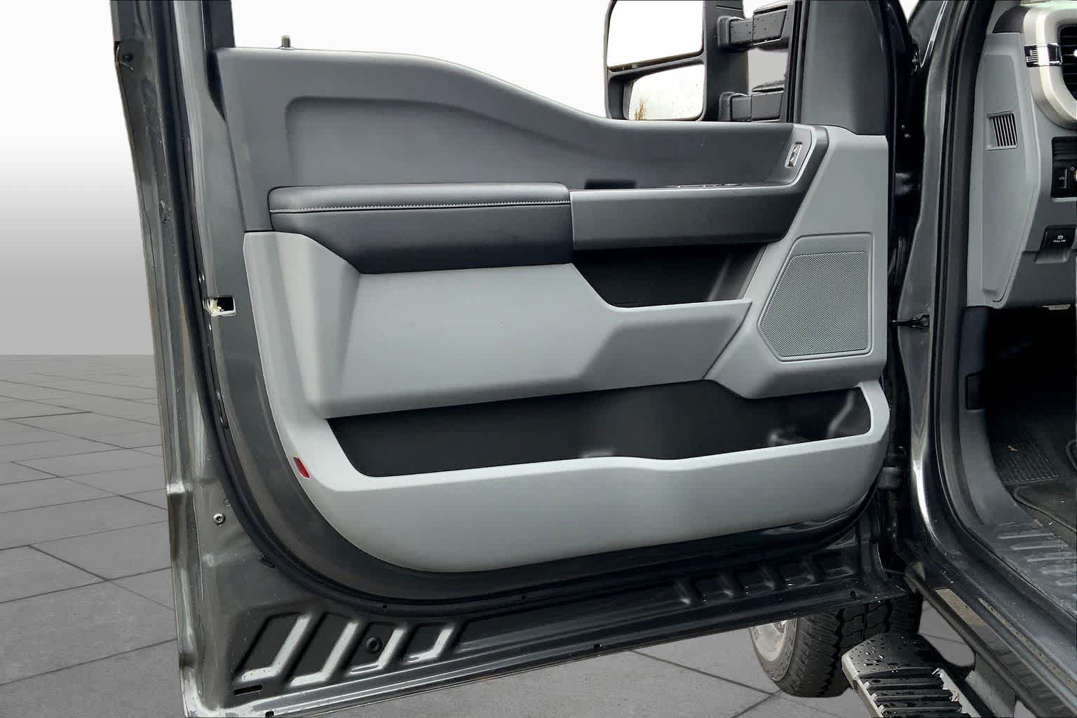 New 2026 Ford F350 XL w/ STX Appearance Package AWD/4WD image 10