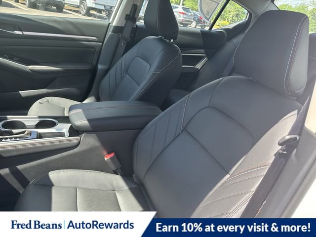 New 2025 Nissan Altima 2.5 SR w/ SR Premium Package image 11