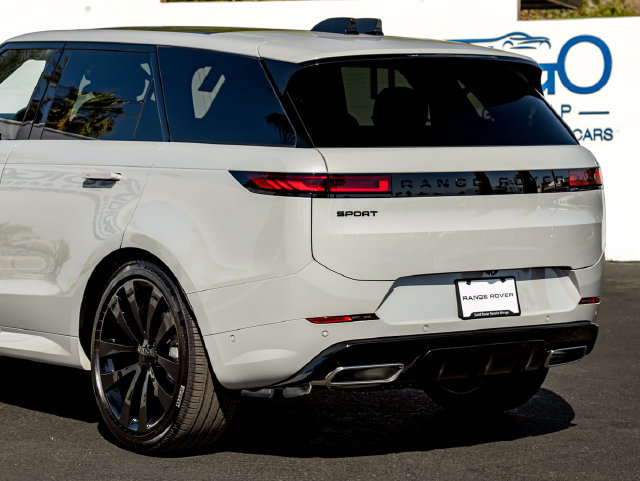 New 2026 Land Rover Range Rover Sport Dynamic SE AWD/4WD image 10