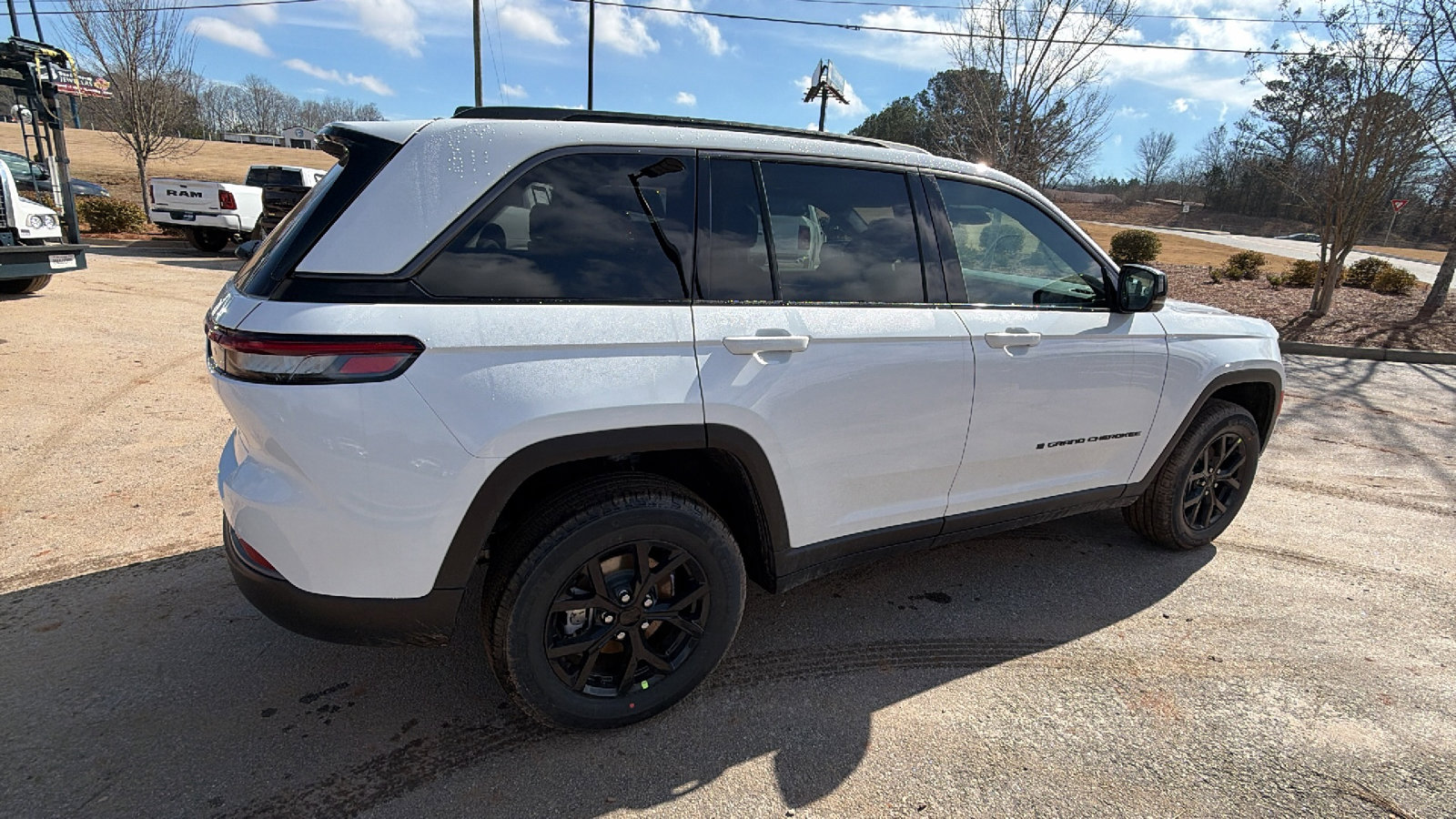 New 2026 Jeep Grand Cherokee Altitude AWD/4WD image 8