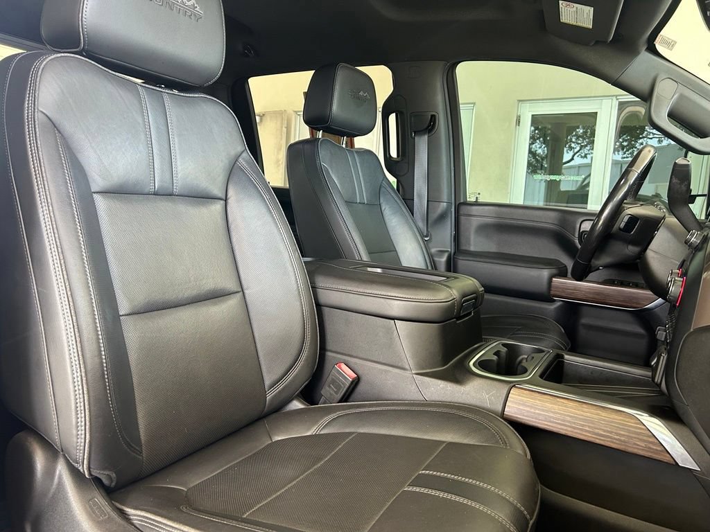 Used 2021 Chevrolet Silverado 2500 High Country w/ Z71 Off-Road Package AWD/4WD image 31