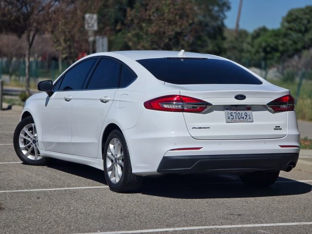 Used 2020 Ford Fusion SE image 16