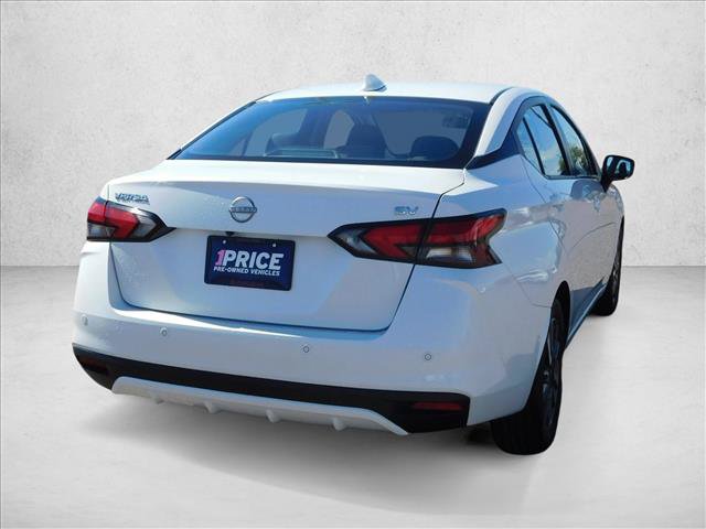 Used 2024 Nissan Versa SV FWD image 9