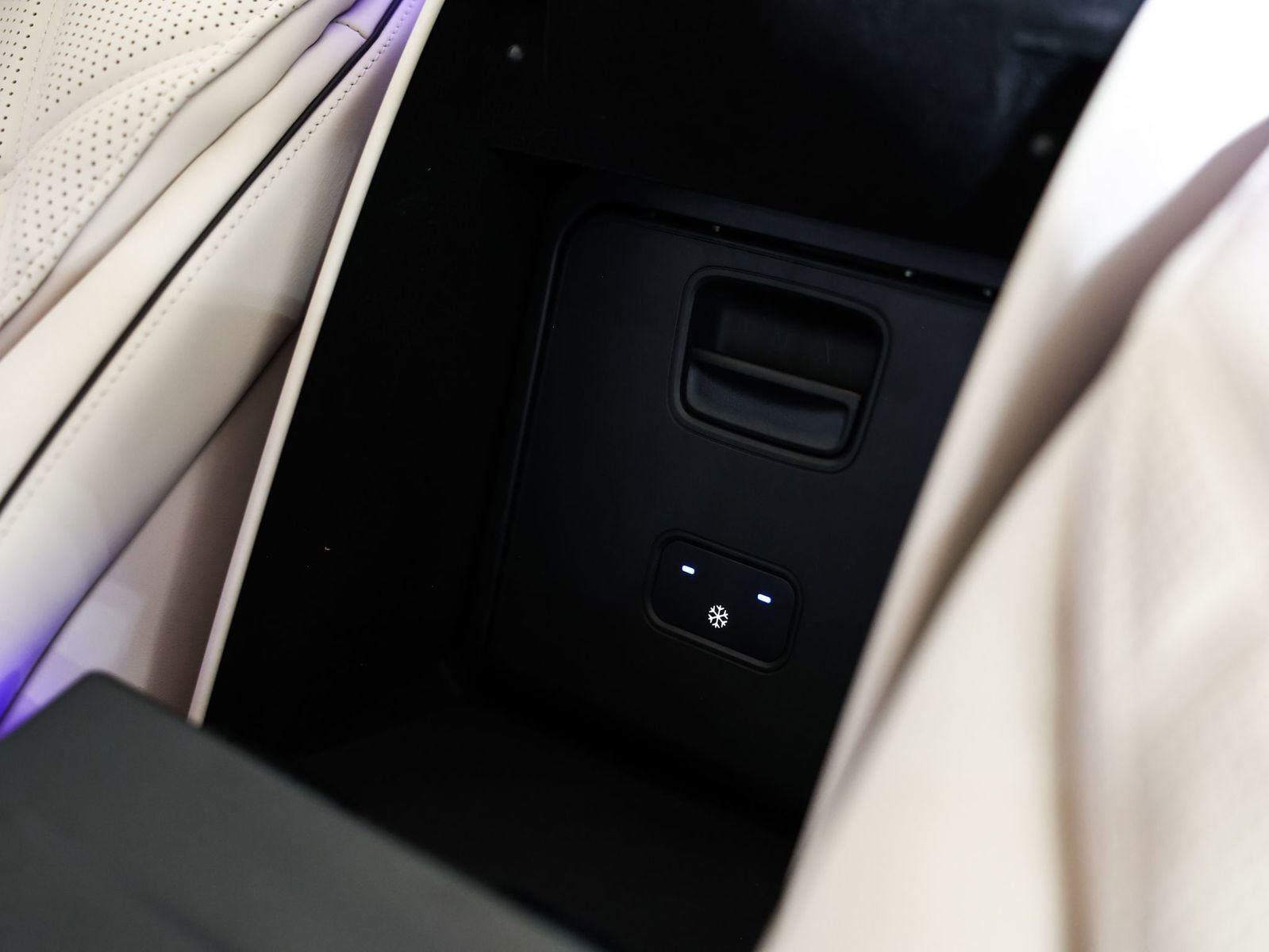 Used 2024 Mercedes-Benz Maybach S 580 4MATIC image 70