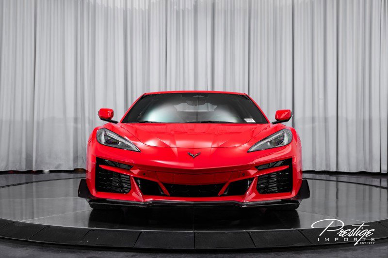 Used 2025 Chevrolet Corvette Z06 w/ Z07 Performance Package image 7