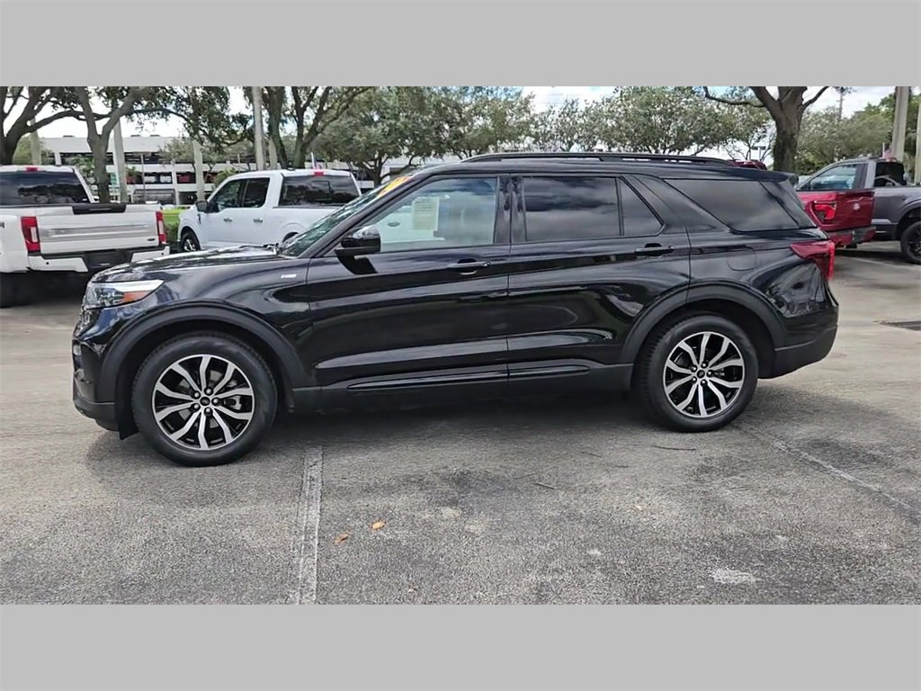 Used 2023 Ford Explorer ST-Line w/ Class IV Trailer Tow Package image 28