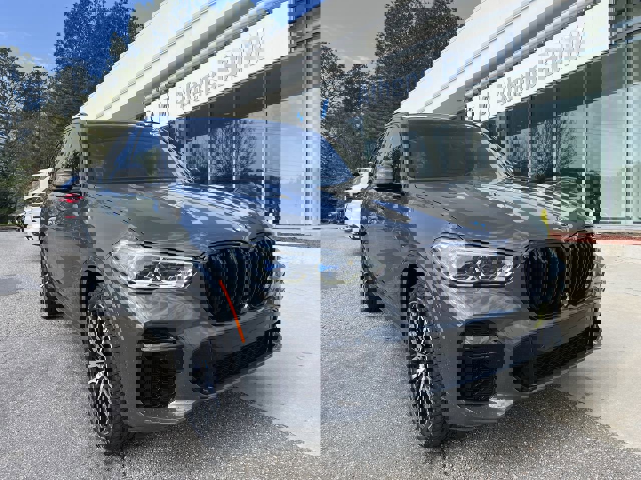 Used 2023 BMW X5 M50i w/ Executive Package image 1