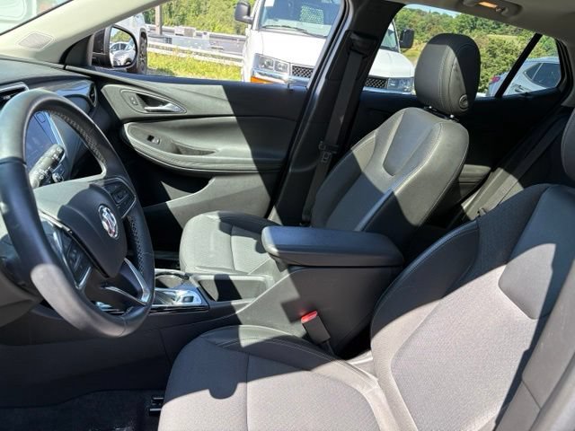 Used 2023 Buick Encore GX Select w/ Experience Buick Package FWD image 11