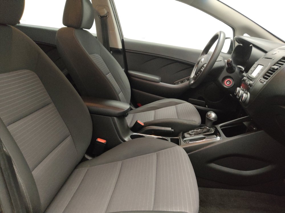 Used 2017 Kia Forte LX w/ LX Popular Package image 21