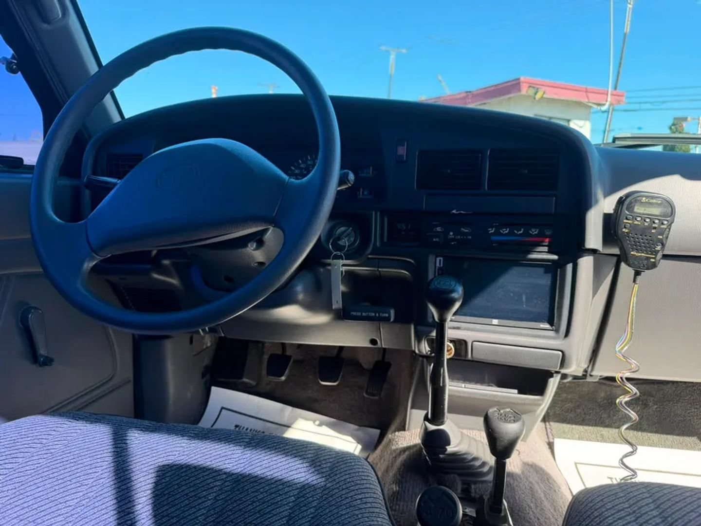 Used 1995 Toyota Pickup DX AWD/4WD image 19