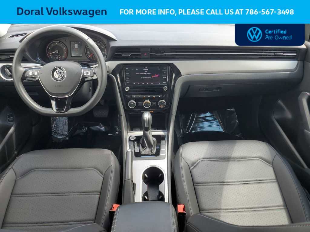 Used 2022 Volkswagen Passat 2.0T SE FWD image 28
