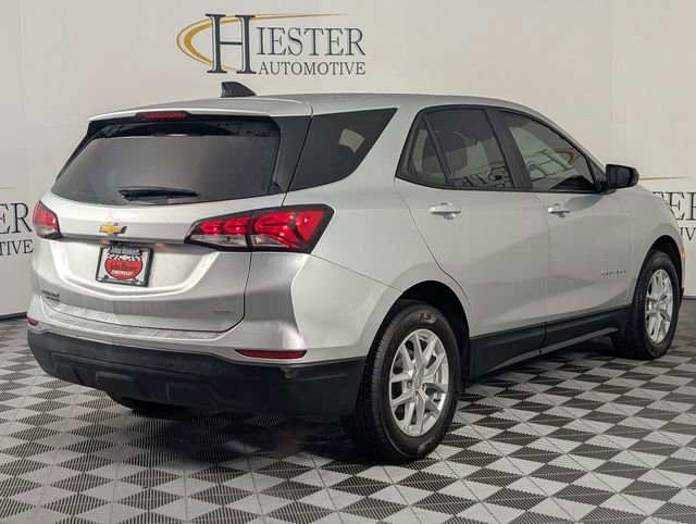 Used 2022 Chevrolet Equinox LS image 7