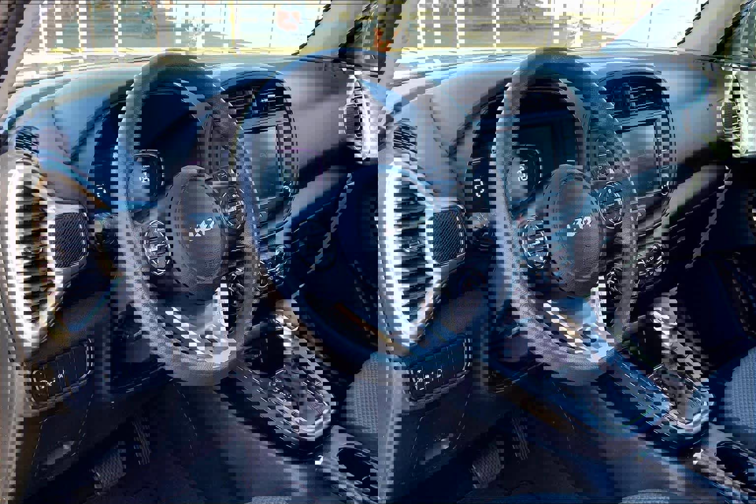 Used 2024 Kia Soul LX w/ Option Group 015 image 31