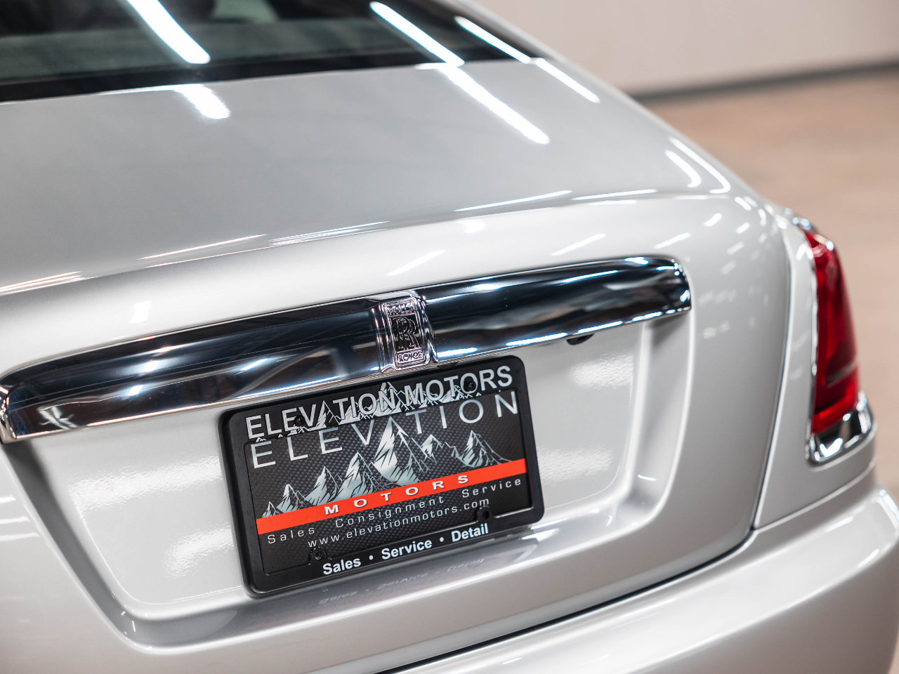 Used 2015 Rolls-Royce Wraith image 28