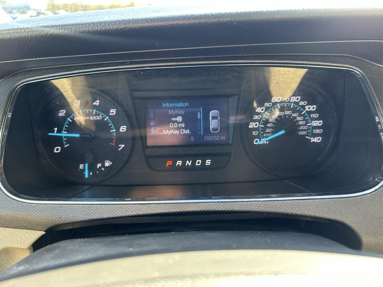 Used 2016 Ford Taurus SE FWD image 21