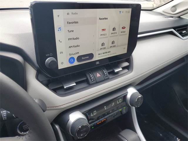 Used 2025 Toyota RAV4 Limited image 25