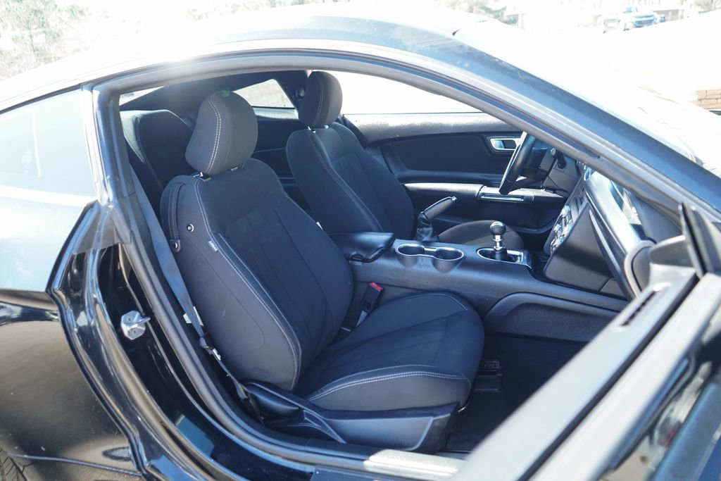 Used 2019 Ford Mustang EcoBoost w/ Ecoboost Performance Package image 35