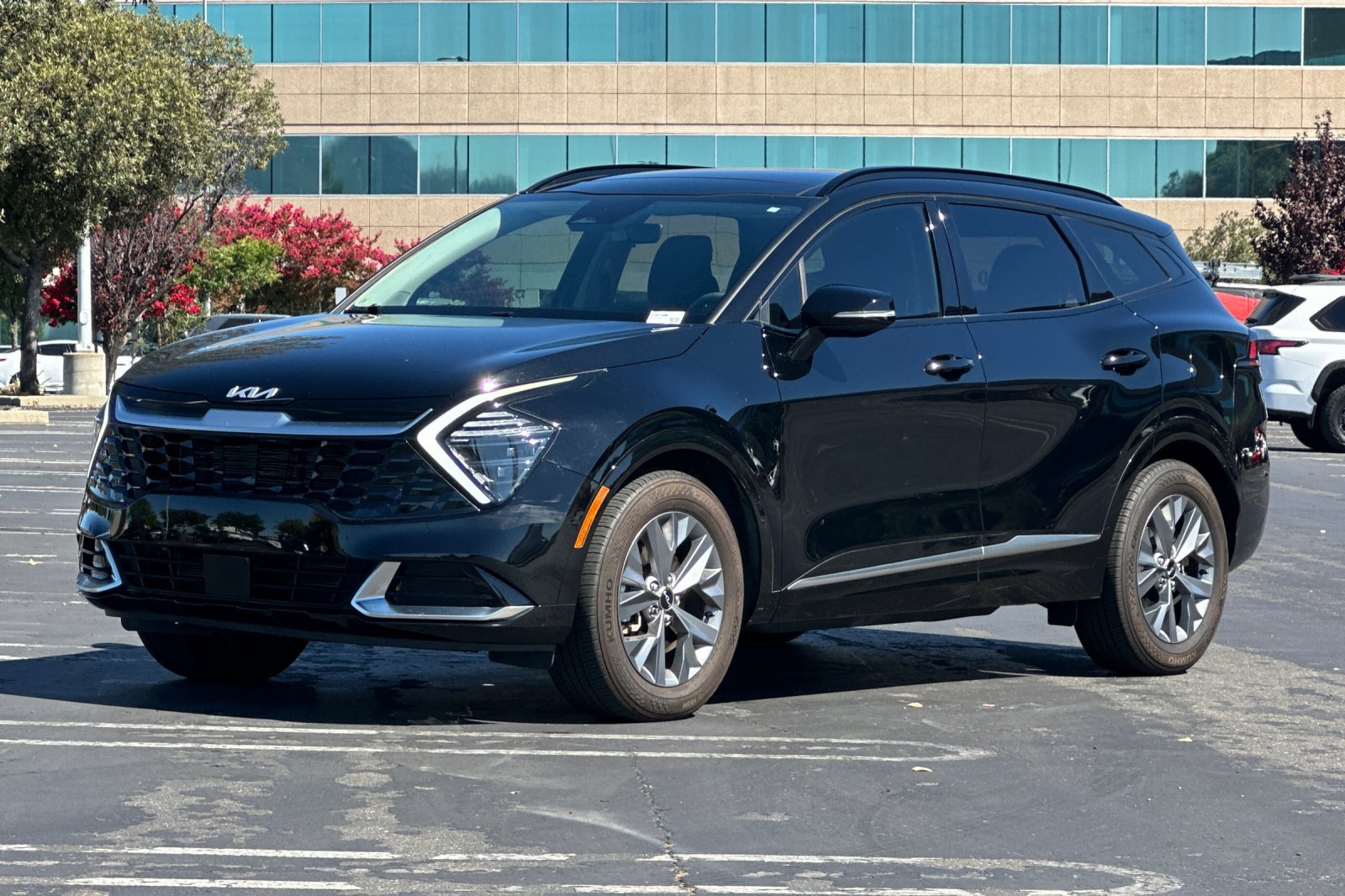 Used 2025 Kia Sportage SX FWD image 8