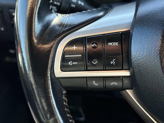 Used 2020 Lexus GX 460 Premium w/ Premium Package image 25