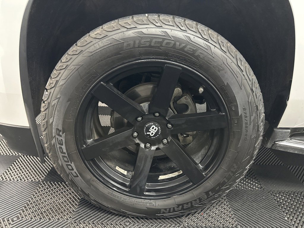 Used 2018 Cadillac Escalade Luxury image 43