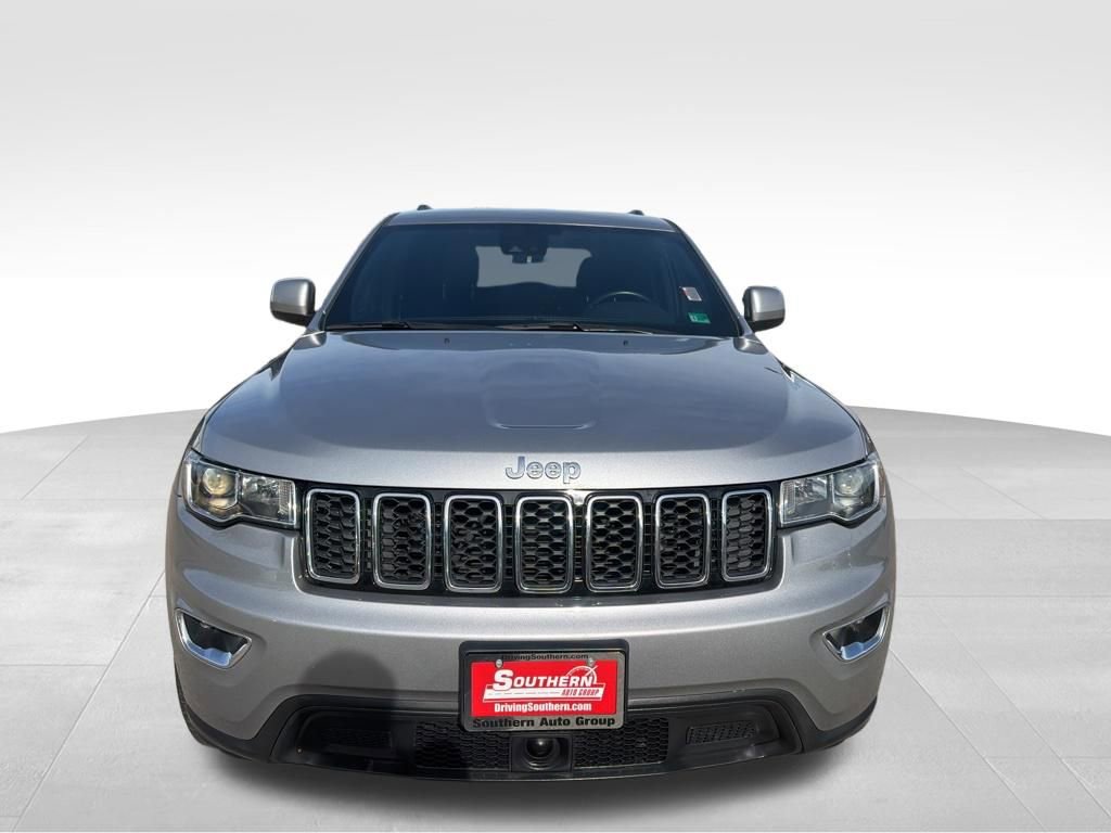 Used 2021 Jeep Grand Cherokee Laredo image 9