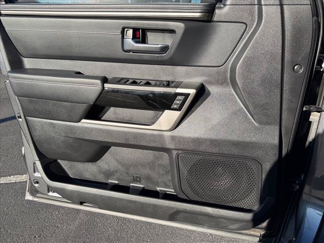 Used 2023 Toyota Sequoia Limited AWD/4WD image 16