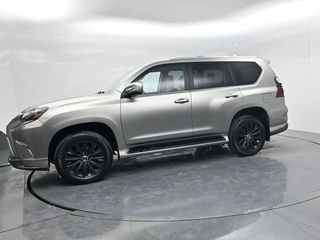 Used 2023 Lexus GX 460 Luxury w/ Sport Design Package image 4
