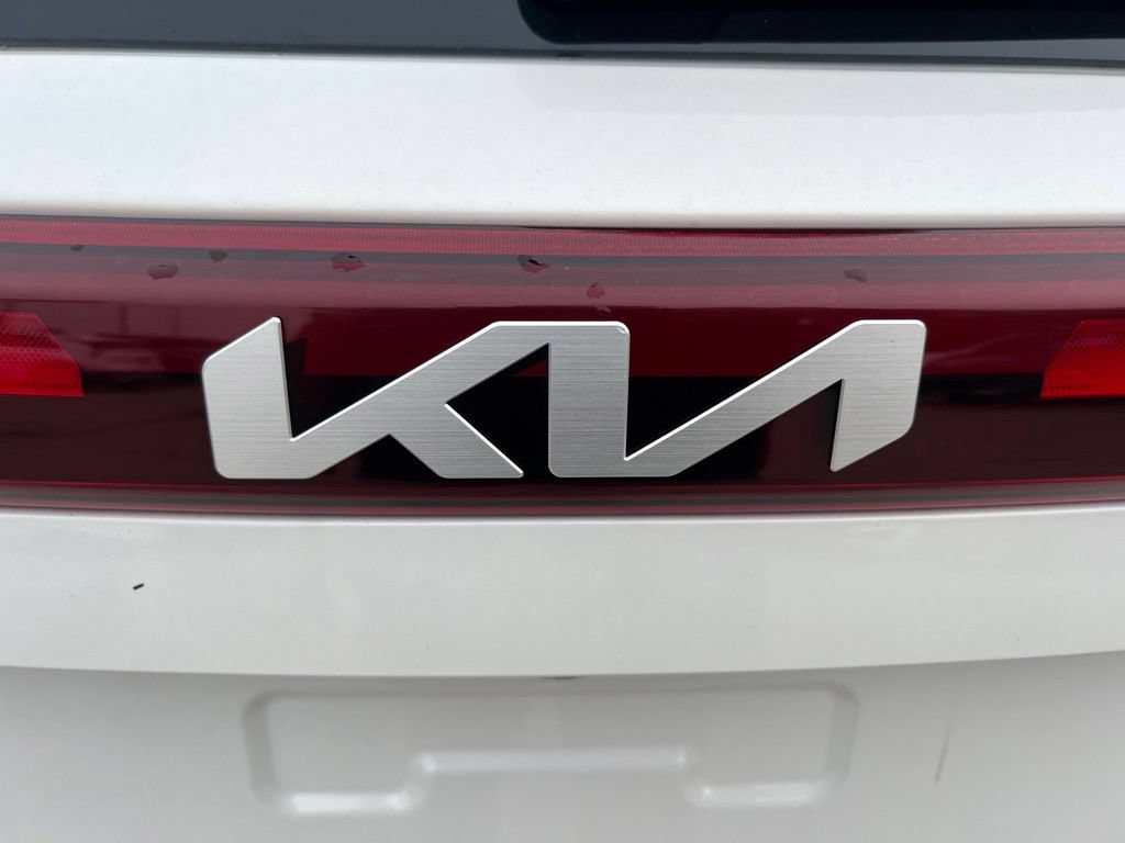 Certified 2024 Kia Seltos S FWD image 33